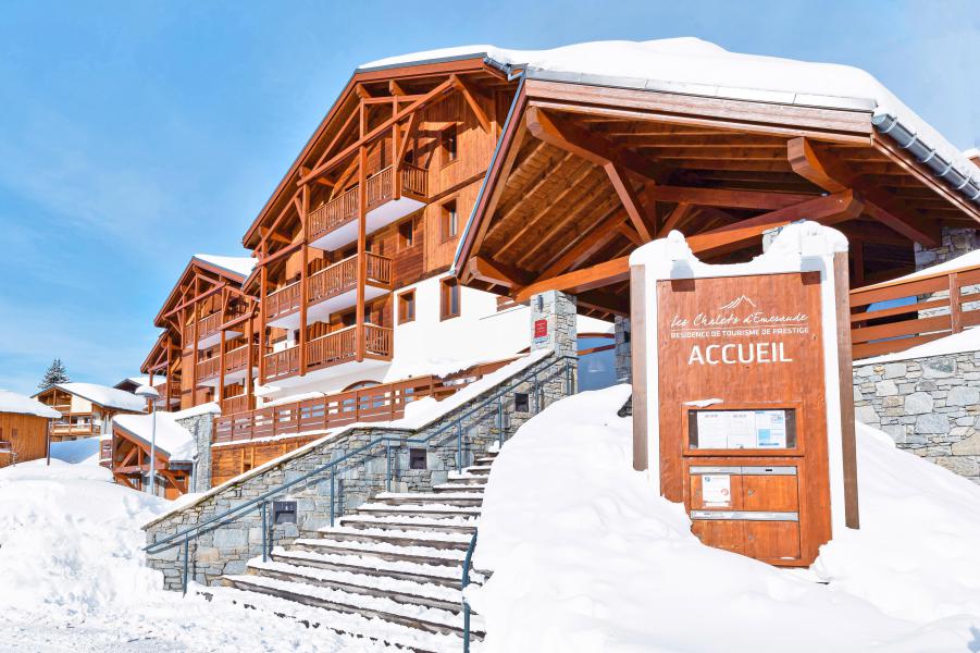Location au ski Résidence Lagrange les Chalets d'Emeraude - Les Saisies - Extérieur hiver