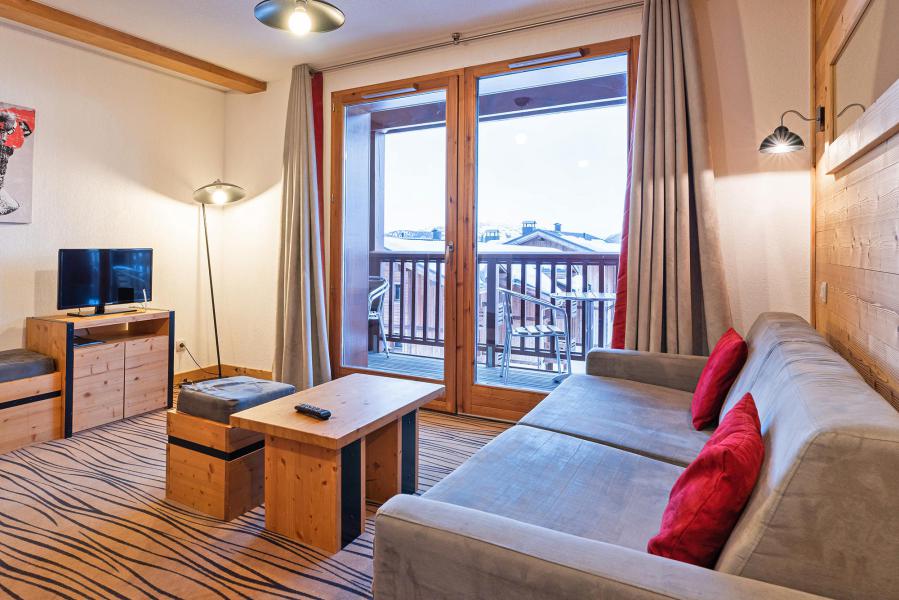 Rent in ski resort Résidence Lagrange les Chalets d'Emeraude - Les Saisies - Living room