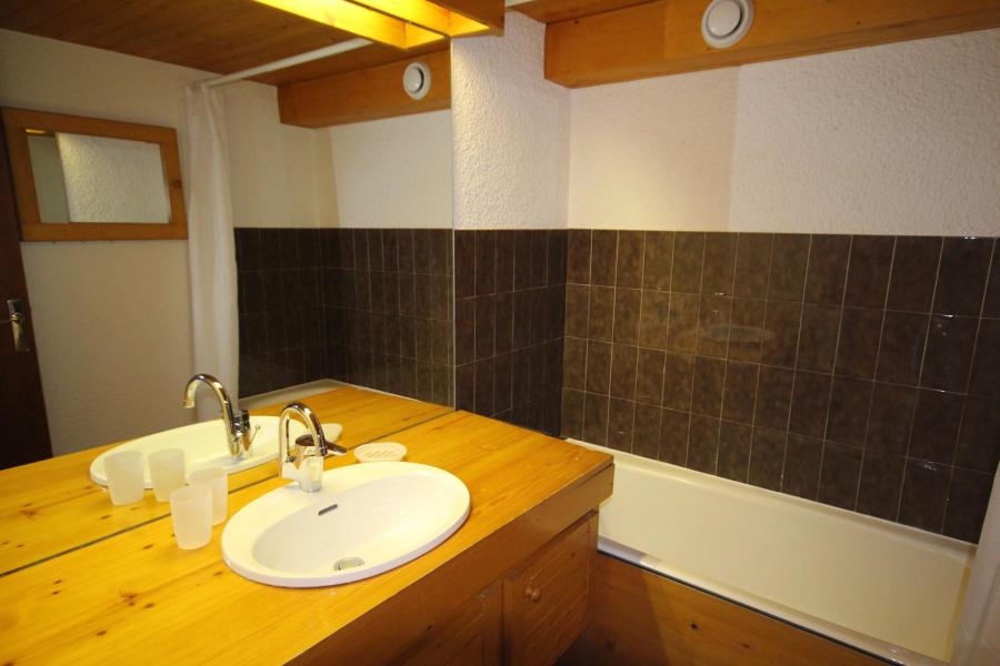 Alquiler al esquí Apartamento 2 piezas mezzanine para 7 personas (016) - Résidence le Glacier B - Les Saisies - Bañera