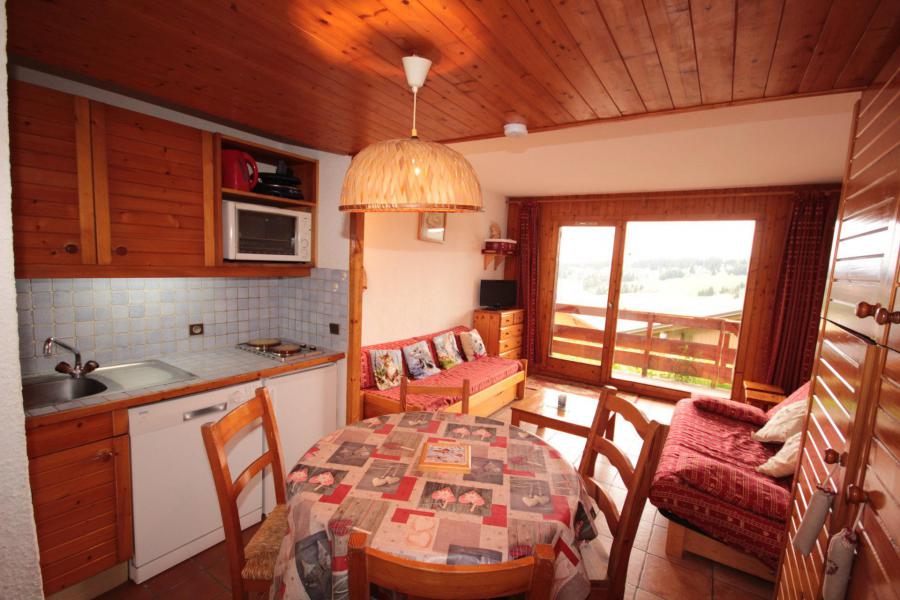 Rent in ski resort Studio sleeping corner 5 people (003) - Résidence le Glacier B - Les Saisies