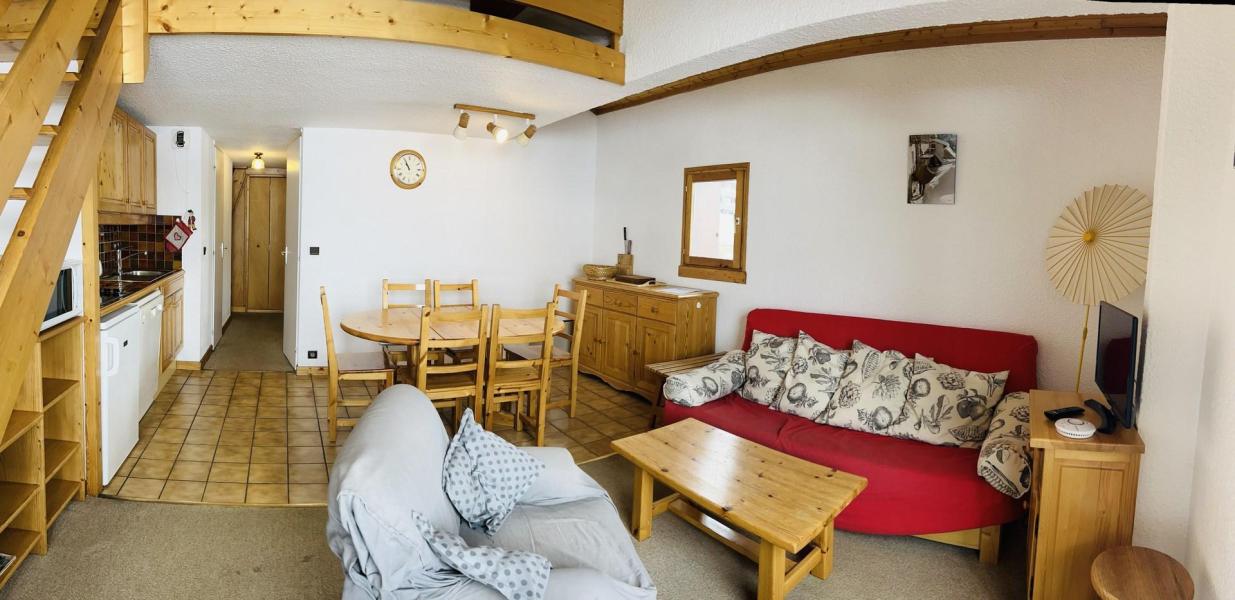 Rent in ski resort 3 room mezzanine apartment 6 people (3318) - Résidence le Grand Mont 3 - Les Saisies