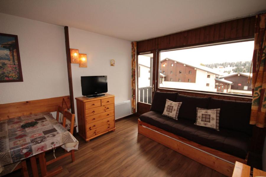 Rent in ski resort Studio 4 people (205) - Résidence le Village 2 - Les Saisies - Apartment