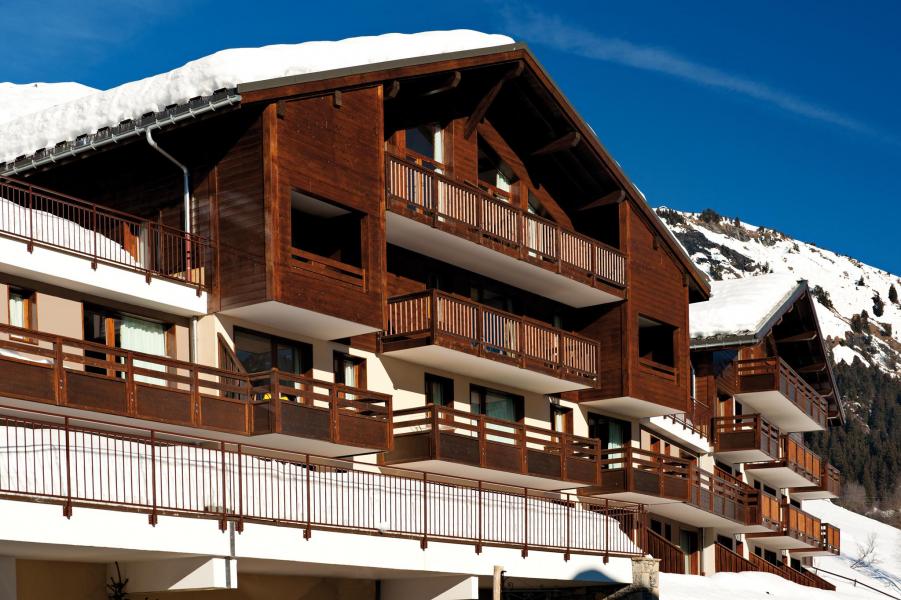 Location au ski Résidence les Chalets du Mont Blanc - Les Saisies - Extérieur hiver