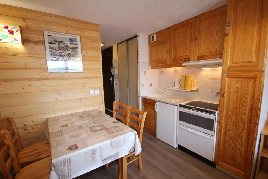 Rent in ski resort 2 room apartment 5 people (110) - Résidence les Epervières - Les Saisies - Kitchen