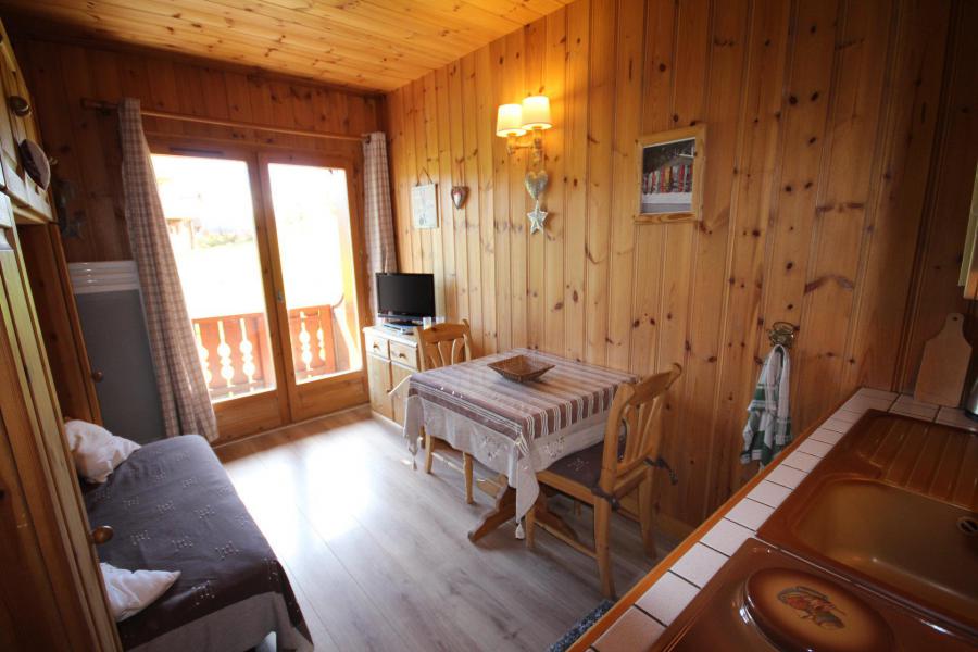 Rent in ski resort Studio 2 people (009) - Résidence les Médailles d'Or - Les Saisies