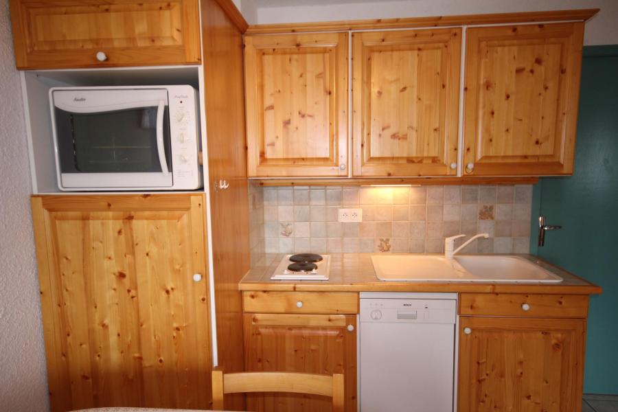 Skiverleih 2-Zimmer-Holzhütte für 6 Personen (017) - Résidence Lezette 1 - Les Saisies - Appartement