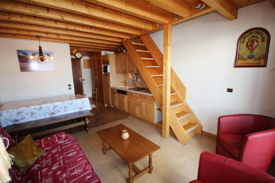 Ski verhuur Appartement 3 kamers mezzanine 8 personen (129) - Résidence Mont Blanc A - Les Saisies - Woonkamer