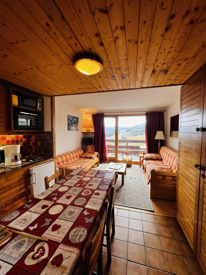 Ski verhuur Studio bergnis 5 personen (123) - Résidence Mont Blanc A - Les Saisies - Woonkamer