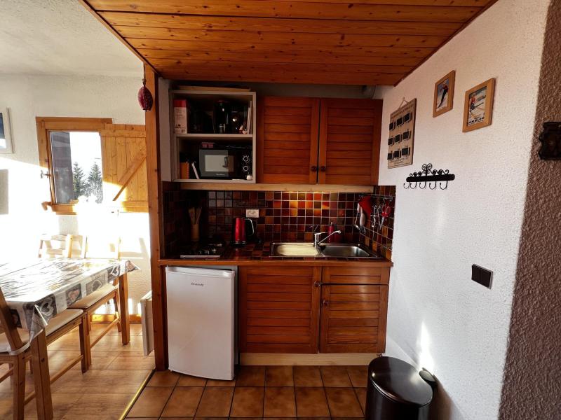 Location au ski Studio coin montagne 4 personnes (112) - Résidence Mont Blanc A - Les Saisies - Kitchenette