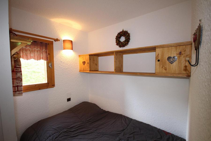 Skiverleih 2-Zimmer-Holzhütte für 4 Personen (206) - Résidence Mont Blanc B - Les Saisies - Schlafzimmer