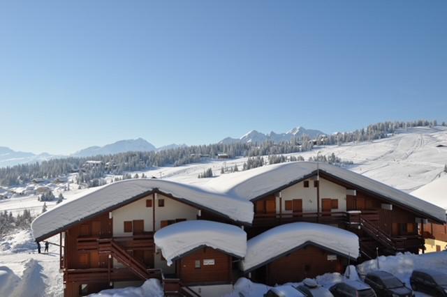 Vacances en montagne Résidence Mont Blanc B - Les Saisies - Extérieur hiver