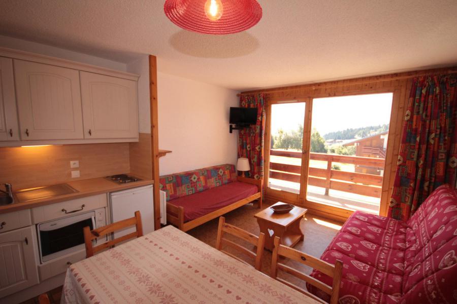 Ski verhuur Appartement 2 kamers bergnis 6 personen (210) - Résidence Mont Blanc B - Les Saisies