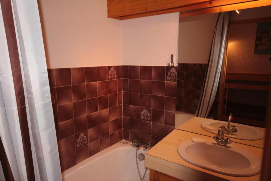 Rent in ski resort 1 room apartment 5 people (MTB219) - Résidence Mont Blanc B - Les Saisies - Bathroom