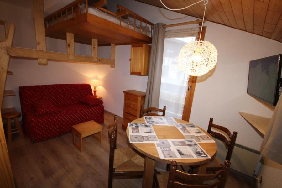 Location au ski Studio 2 personnes (223) - Résidence Mont Blanc B - Les Saisies - Séjour