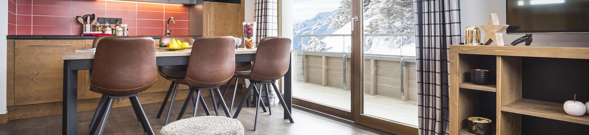 Rent in ski resort Résidence Club MMV Les Chalets des Cîmes - Les Saisies - Open-plan kitchen