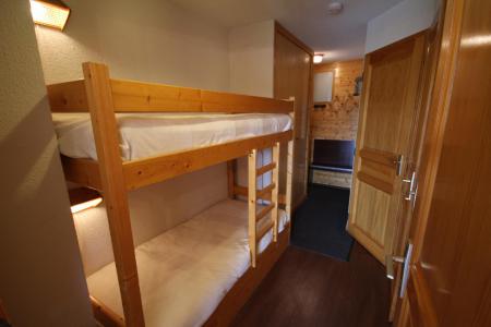 Skiverleih 2-Zimmer-Appartment für 6 Personen (CRI110) - Chalet Cristal 1 - Les Saisies - Offener Schlafbereich
