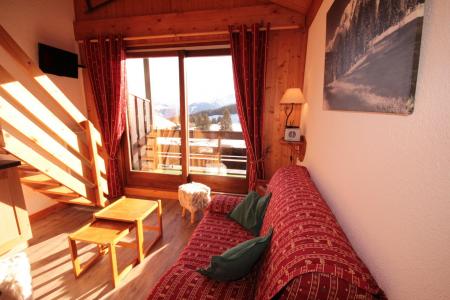 Rent in ski resort Studio sleeping corner 6 people (111) - Chalet du Lac 1 - Les Saisies - Living room