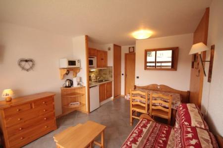 Rent in ski resort Studio sleeping corner 4 people (209) - Chalet du Lac 2 - Les Saisies