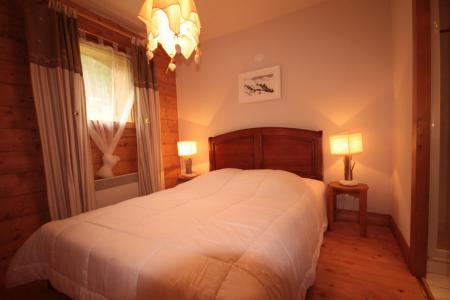 Rent in ski resort 3 room apartment 6 people (ALPB02) - Les Alpages de Bisanne B - Les Saisies - Bedroom