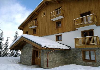 Rent in ski resort Résidence Akasha A - Les Saisies - Winter outside