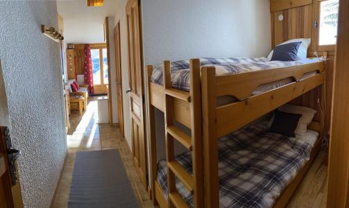 Ski verhuur Appartement 2 kamers 5 personen (01) - Résidence Bellevue - Les Saisies - Stapelbedden