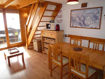 Rent in ski resort 2 room mezzanine apartment 8 people (GM1118) - Résidence Grand Mont 1 - Les Saisies - Living room