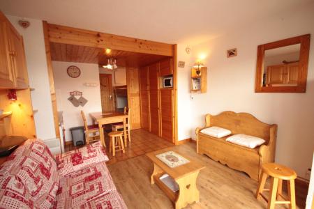 Ski verhuur Studio bergnis 4 personen (1114) - Résidence Grand Mont 1 - Les Saisies - Woonkamer