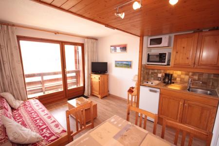 Rent in ski resort Studio sleeping corner 4 people (2216) - Résidence Grand Mont 2 - Les Saisies