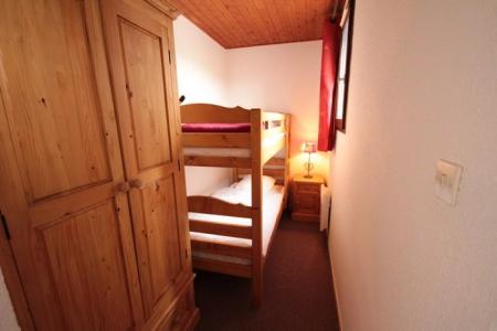 Rent in ski resort 3 room duplex apartment 6 people (50) - Résidence Isabella D - Les Saisies - Bedroom