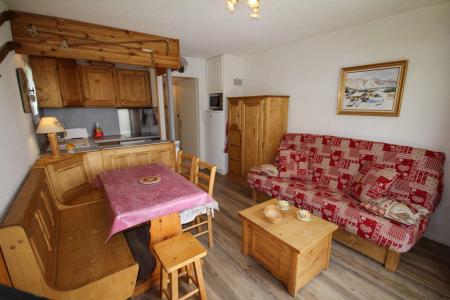 Ski verhuur Appartement 2 kamers 5 personen (34) - Résidence Isabelle B - Les Saisies - Woonkamer