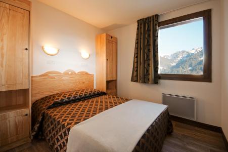Rent in ski resort Résidence Lagrange les Chalets du Mont Blanc - Les Saisies - Bedroom