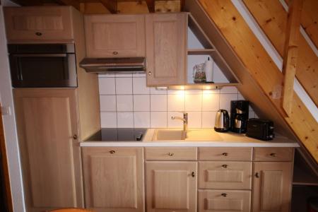 Rent in ski resort 3 room mezzanine apartment 8 people (20) - Résidence le Byblos - Les Saisies - Kitchenette