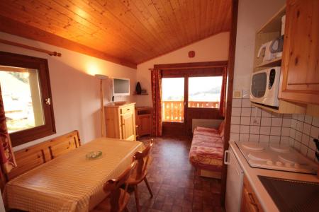 Ski verhuur Appartement 2 kamers bergnis 6 personen (A18) - Résidence le Christiania A - Les Saisies - Woonkamer