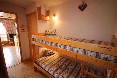 Rent in ski resort Studio sleeping corner 4 people (317) - Résidence le Grand Mont 3 - Les Saisies - Sleeping area