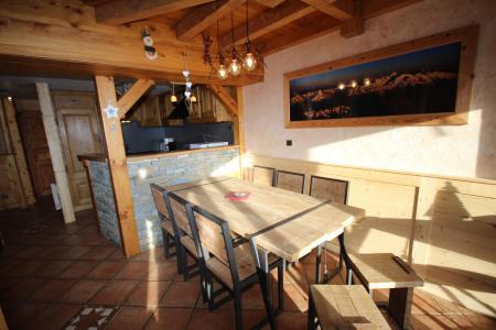 Rent in ski resort 4 room mezzanine apartment 8 people (TAV027) - Résidence le Tavaillon - Les Saisies - Dining area