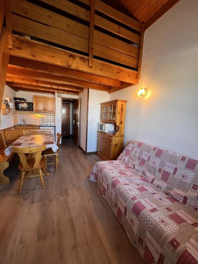 Rent in ski resort 2 room mezzanine apartment 6 people (320) - Résidence le Village 3 - Les Saisies - Plan