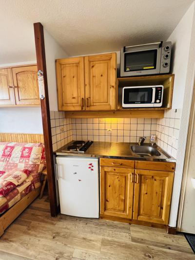 Ski verhuur Appartement 2 kamers 4 personen (311) - Résidence le Village 3 - Les Saisies - Keukenblok