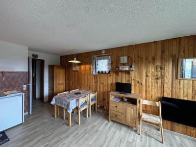 Ski verhuur Studio bergnis 4 personen (415) - Résidence le Village 4 - Les Saisies - Woonkamer