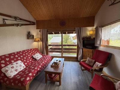 Rent in ski resort 3 room mezzanine apartment 6 people (155) - Résidence Mont Blanc A - Les Saisies - Living room