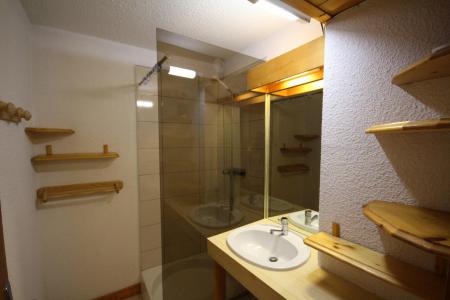 Alquiler al esquí Apartamento 2 piezas para 6 personas (MTA122) - Résidence Mont Blanc A - Les Saisies - Cuarto de baño