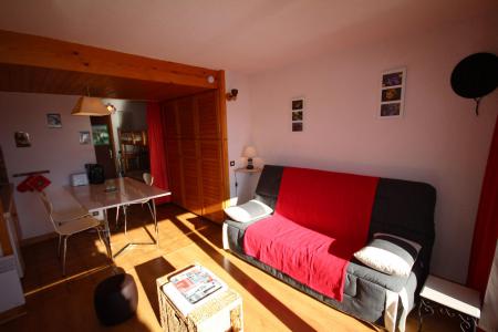 Ski verhuur Studio bergnis 4 personen (115) - Résidence Mont Blanc A - Les Saisies - Woonkamer