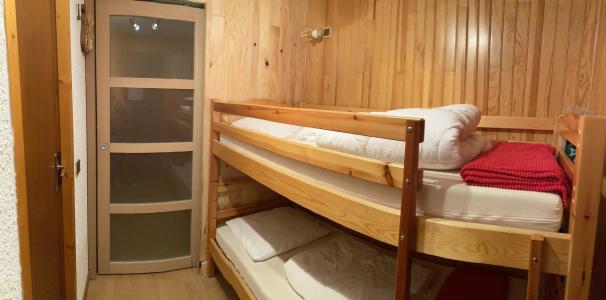 Rent in ski resort Studio sleeping corner 4 people (110) - Résidence Mont Blanc A - Les Saisies - Bunk beds