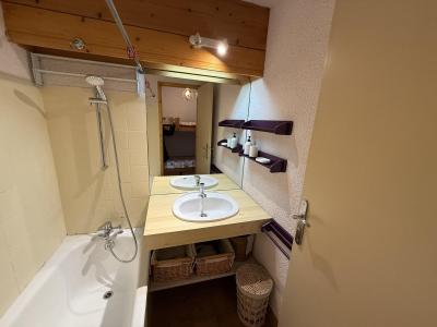 Rent in ski resort Studio sleeping corner 4 people (115) - Résidence Mont Blanc A - Les Saisies - Apartment