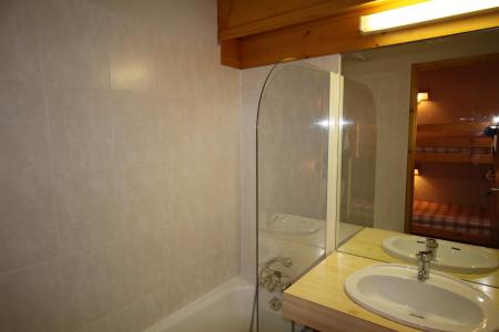 Rent in ski resort Studio sleeping corner 5 people (124) - Résidence Mont Blanc A - Les Saisies