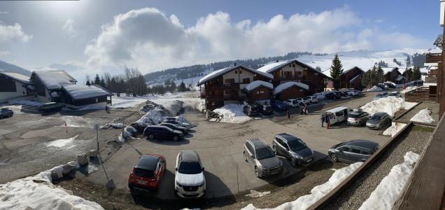 Vacanze in montagna Studio con alcova per 4 persone (207) - Résidence Mont Blanc B - Les Saisies - Esteriore inverno
