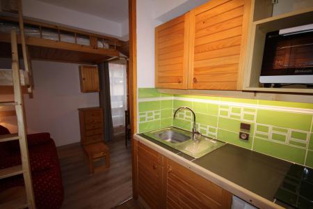 Location au ski Studio 2 personnes (223) - Résidence Mont Blanc B - Les Saisies - Kitchenette