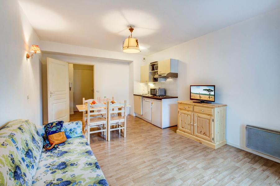 Rent in ski resort Résidence Illixon - Luchon-Superbagnères - Apartment
