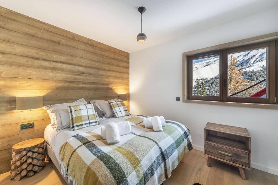 Rent in ski resort 6 room semi-detached chalet cabin 10 people - Chalet Marmotte - Méribel-Mottaret - Bedroom