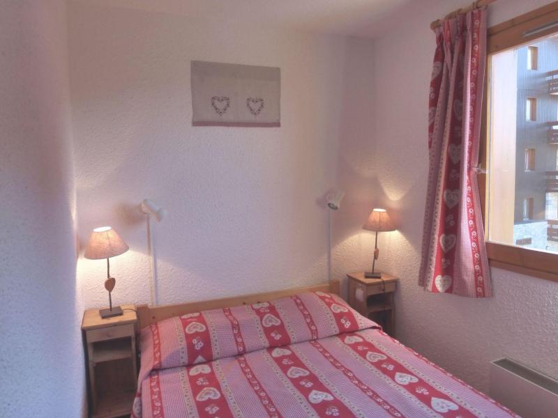 Rent in ski resort 2 room apartment 5 people (LACD02R) - La Résidence le Lac Blanc - Méribel-Mottaret - Bedroom