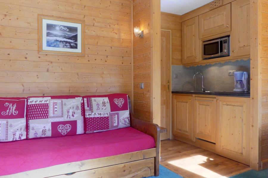 Rent in ski resort Studio sleeping corner 4 people (204) - La Résidence Tuéda - Méribel-Mottaret - Living room